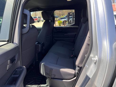 Used 2024 Toyota Tacoma SR image 29