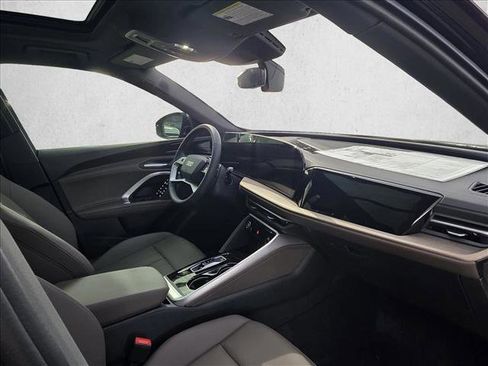 New 2026 Audi Q5 Premium Plus image 7