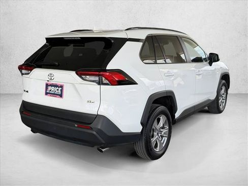 Used 2025 Toyota RAV4 XLE FWD image 6