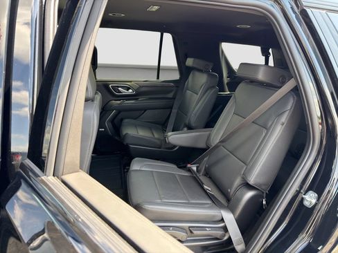 Used 2024 Chevrolet Tahoe Z71 AWD/4WD image 13