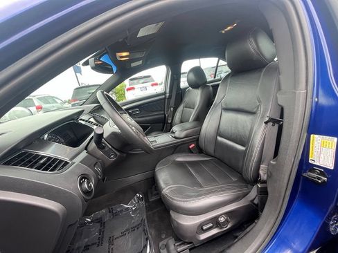 Used 2014 Ford Taurus SEL w/ Equipment Group 201A FWD image 10