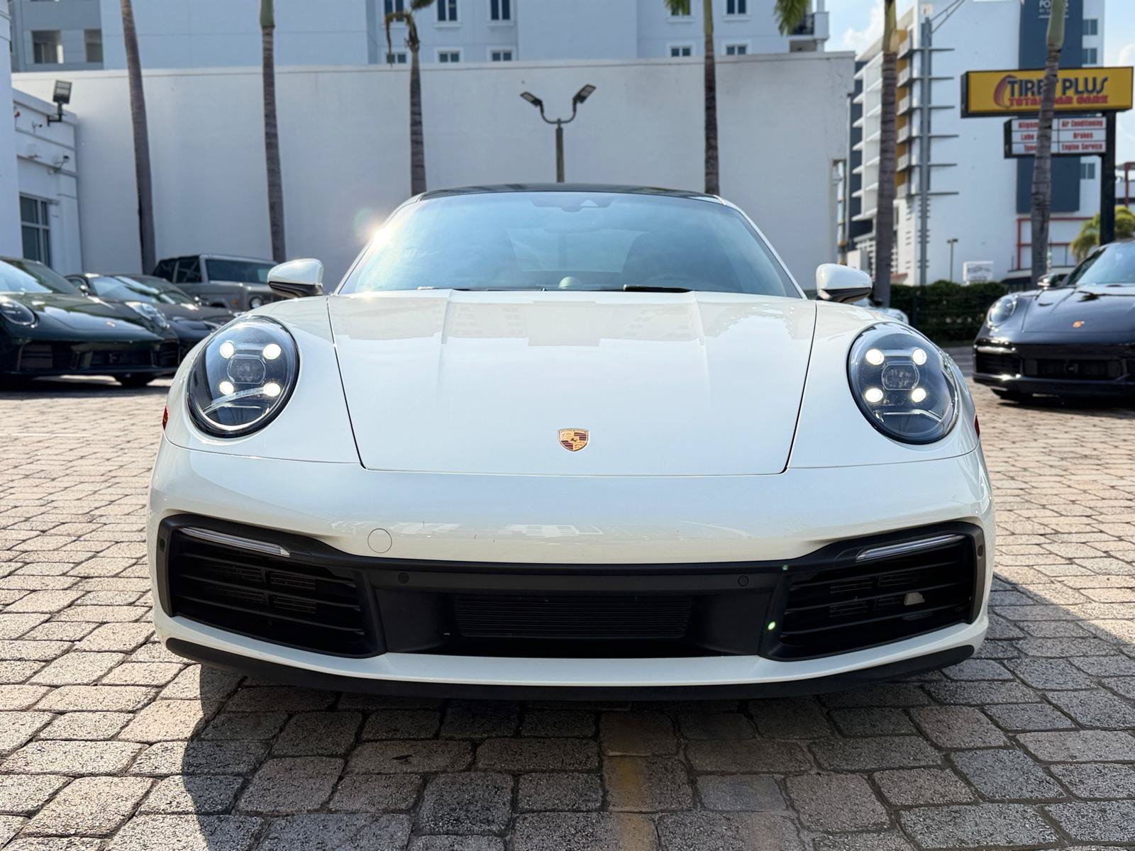 Used 2021 Porsche 911 Carrera RWD image 5