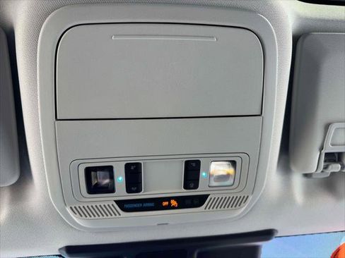 Used 2025 Ford Mustang Mach-E Premium w/ Sport Appearance Package image 32