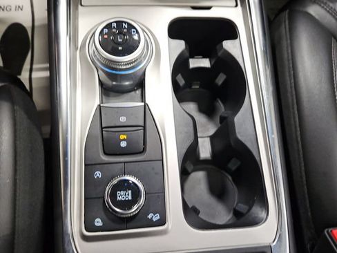 Certified 2023 Ford Explorer Platinum w/ Technology Package AWD/4WD image 30