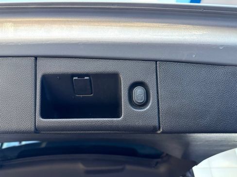 Used 2017 Chevrolet Tahoe LT AWD/4WD image 15