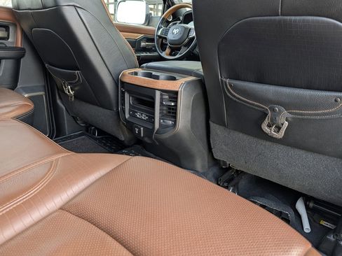 Used 2021 RAM 3500 Limited image 32