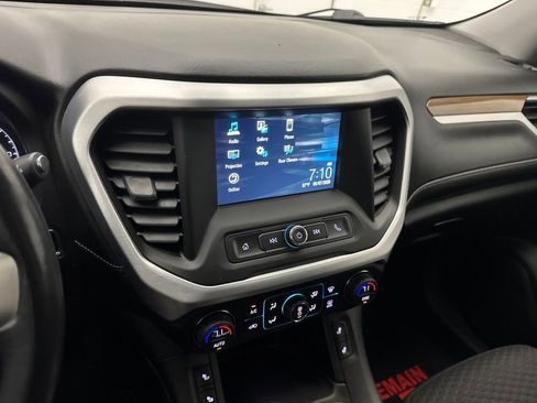 Used 2017 GMC Acadia SLE FWD image 15