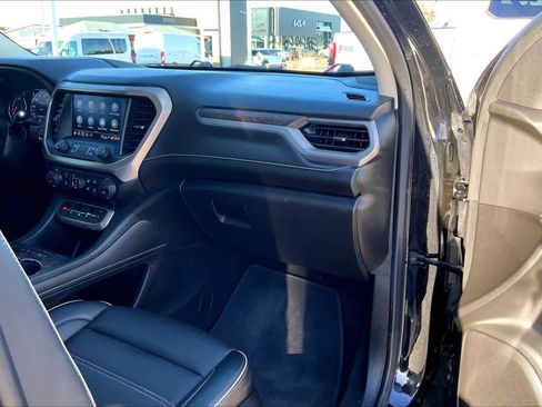 Used 2021 GMC Acadia Denali w/ Denali Technology Package image 18