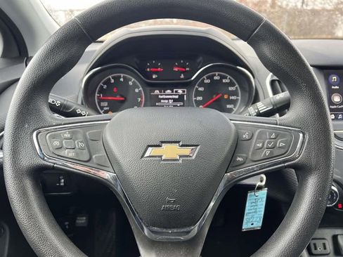 Used 2019 Chevrolet Cruze LT w/ LT Fleet Convenience Package image 22