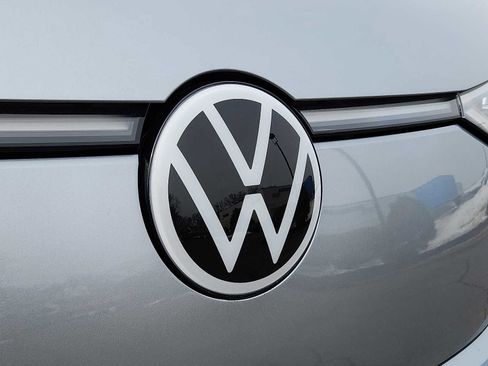 Used 2025 Volkswagen ID. Buzz Pro S image 30