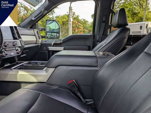 Certified 2022 Ford F250 Lariat w/ Tremor Off-Road Package image 24