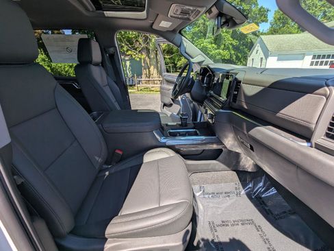New 2026 Chevrolet Silverado 1500 LTZ w/ LTZ Premium Package AWD/4WD image 49