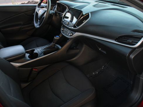 Used 2019 Chevrolet Volt LT image 20