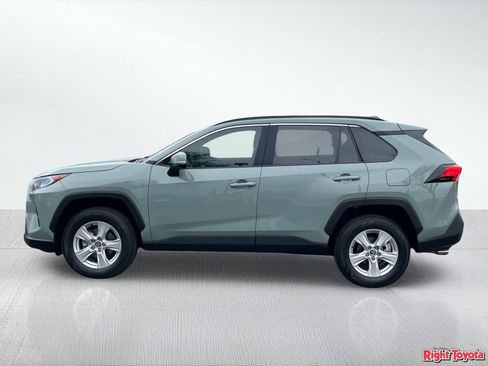 Certified 2020 Toyota RAV4 XLE w/ Convenience Package FWD image 4