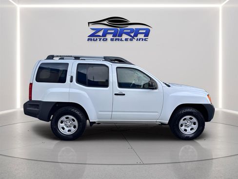 Used 2015 Nissan Xterra X image 7