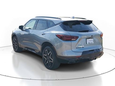 Certified 2025 Chevrolet Blazer RS w/ Driver Confidence II Package AWD/4WD image 3
