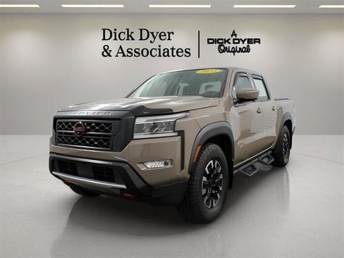 Used 2023 Nissan Frontier Pro-X w/ Pro Convenience Package image 7