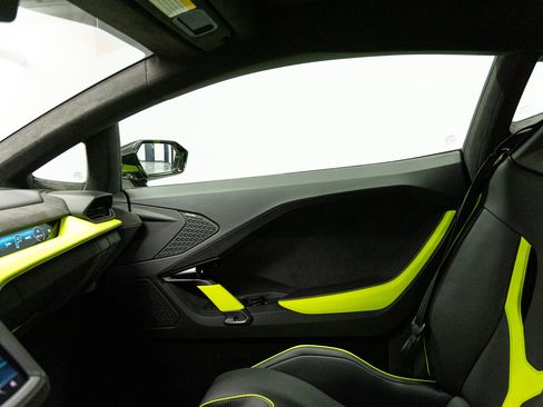 Used 2026 Lamborghini Temerario AWD/4WD image 41