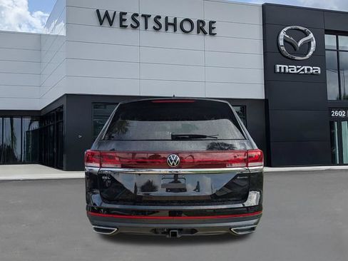 Used 2025 Volkswagen Atlas SEL AWD/4WD image 4