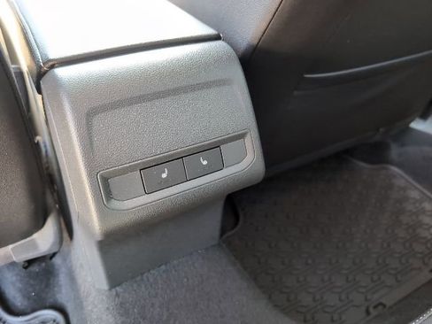 Used 2024 Volkswagen Jetta SEL FWD image 29