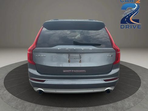Used 2019 Volvo XC90 T5 Momentum w/ Multimedia Package AWD/4WD image 7