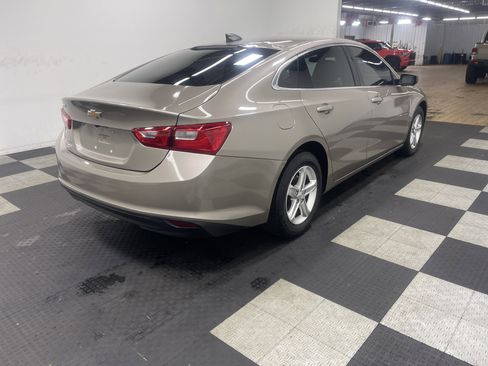 Used 2023 Chevrolet Malibu LS w/ LPO, Floor Liner Package image 5