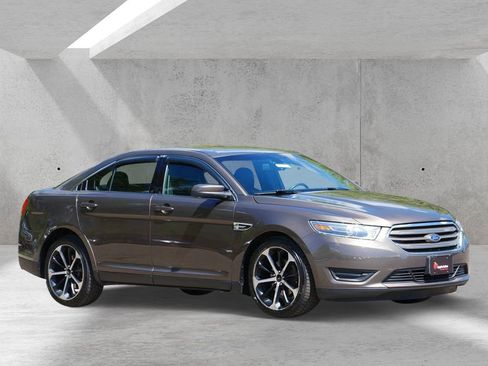 Used 2016 Ford Taurus SEL w/ Equipment Group 201A FWD image 1