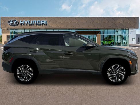 New 2026 Hyundai Tucson Limited image 9
