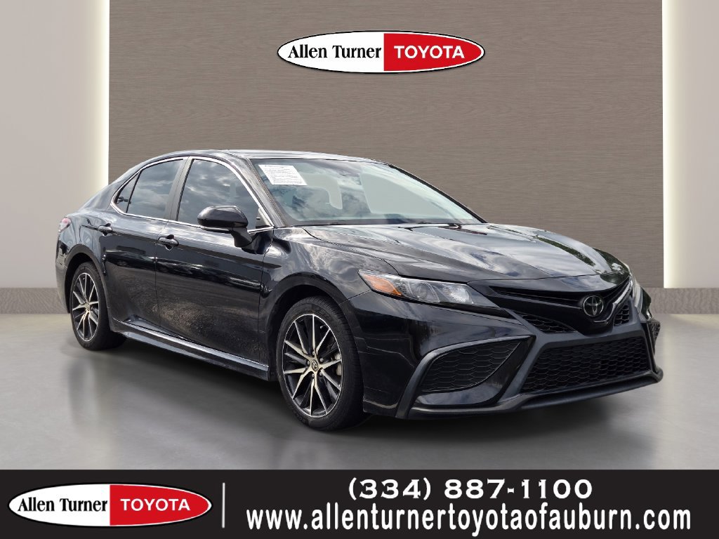Used 2023 Toyota Camry SE w/ Convenience Package FWD image 1