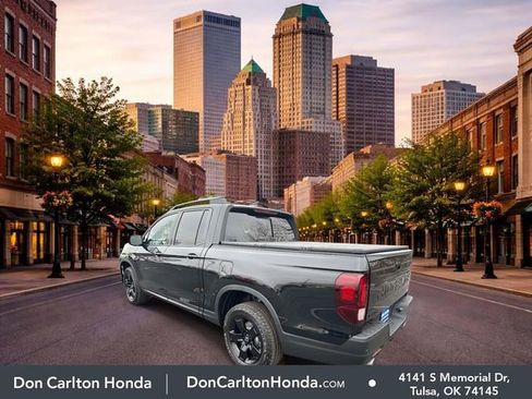 New 2026 Honda Ridgeline Black Edition image 8