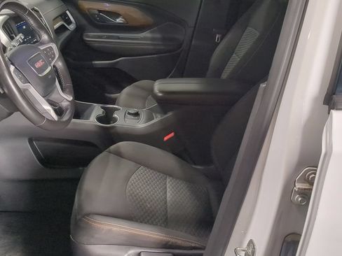 Used 2019 GMC Terrain SLE FWD image 19