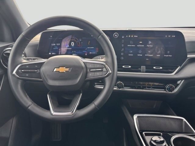 Used 2026 Chevrolet Equinox LT FWD image 15