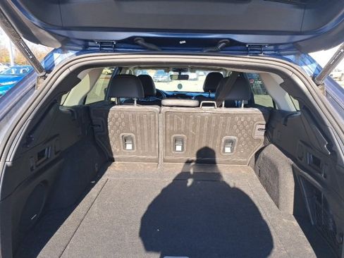 Used 2022 Subaru Outback Limited w/ Popular Package #2 image 12