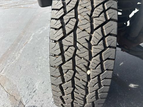 Used 1998 Jeep Wrangler Sahara image 9