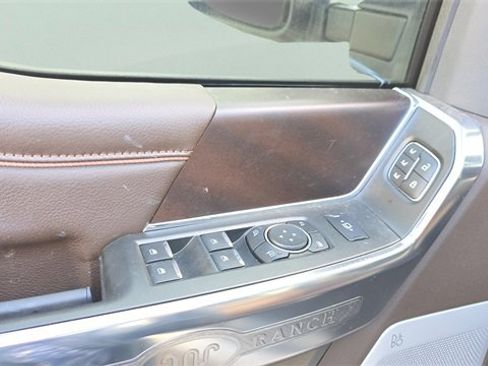 Used 2025 Ford F450 King Ranch w/ FX4 Off-Road Package image 15