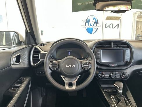 Certified 2023 Kia Soul LX FWD image 13