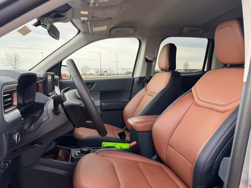 Certified 2024 Ford Maverick Lariat w/ 4K Tow Package AWD/4WD image 7