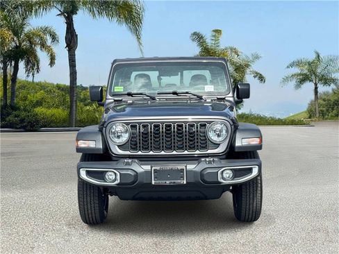 New 2026 Jeep Gladiator Sport image 3