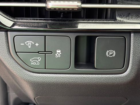 New 2026 Kia K4 FWD image 21