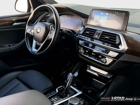 Used 2021 BMW X4 xDrive30i w/ Parking Assistance Package AWD/4WD image 17