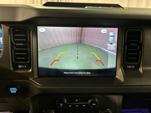 Used 2025 Ford Bronco Big Bend image 17