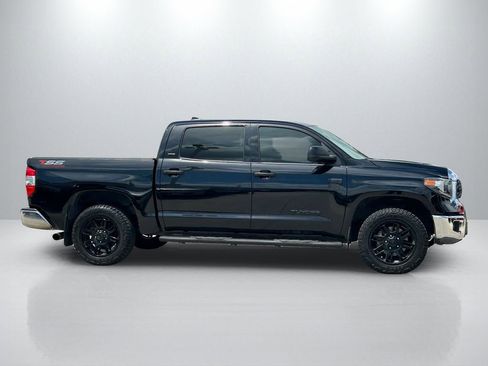 Used 2021 Toyota Tundra SR5 w/ SR5 Upgrade Package AWD/4WD image 4