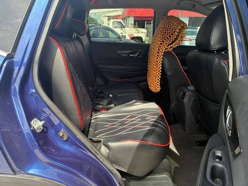 Used 2018 Nissan Rogue S w/ S Value Package FWD image 10