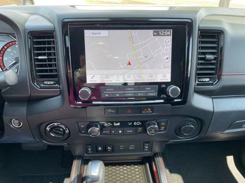 Used 2023 Nissan Frontier PRO-4X w/ Pro-4X Premium Package AWD/4WD image 7