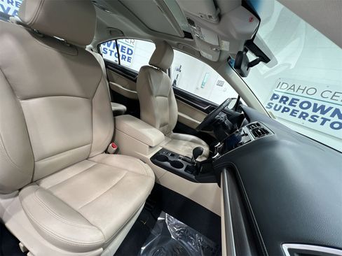 Used 2018 Subaru Legacy 3.6R Limited image 25