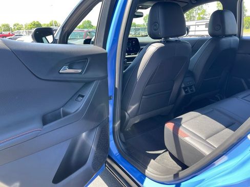 Used 2025 Chevrolet Equinox RS w/ Convenience Package III AWD/4WD image 38