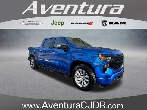 Used 2025 Chevrolet Silverado 1500 Custom RWD image 1