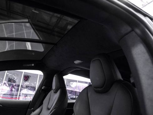 Used 2023 Tesla Model X AWD/4WD image 6