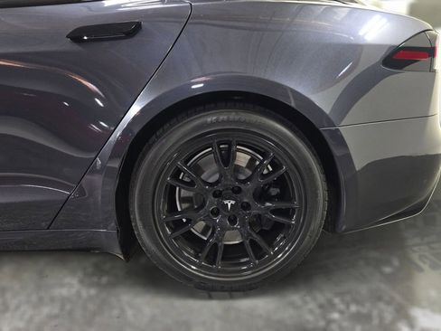 Used 2024 Tesla Model S AWD/4WD image 19