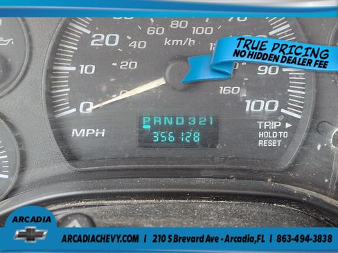 Used 2005 Chevrolet Express 2500 RWD image 21